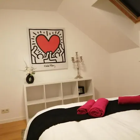 Apartment Luxury Pop Art Suite Jumet