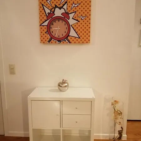 Luxury Pop Art Suite Apartment